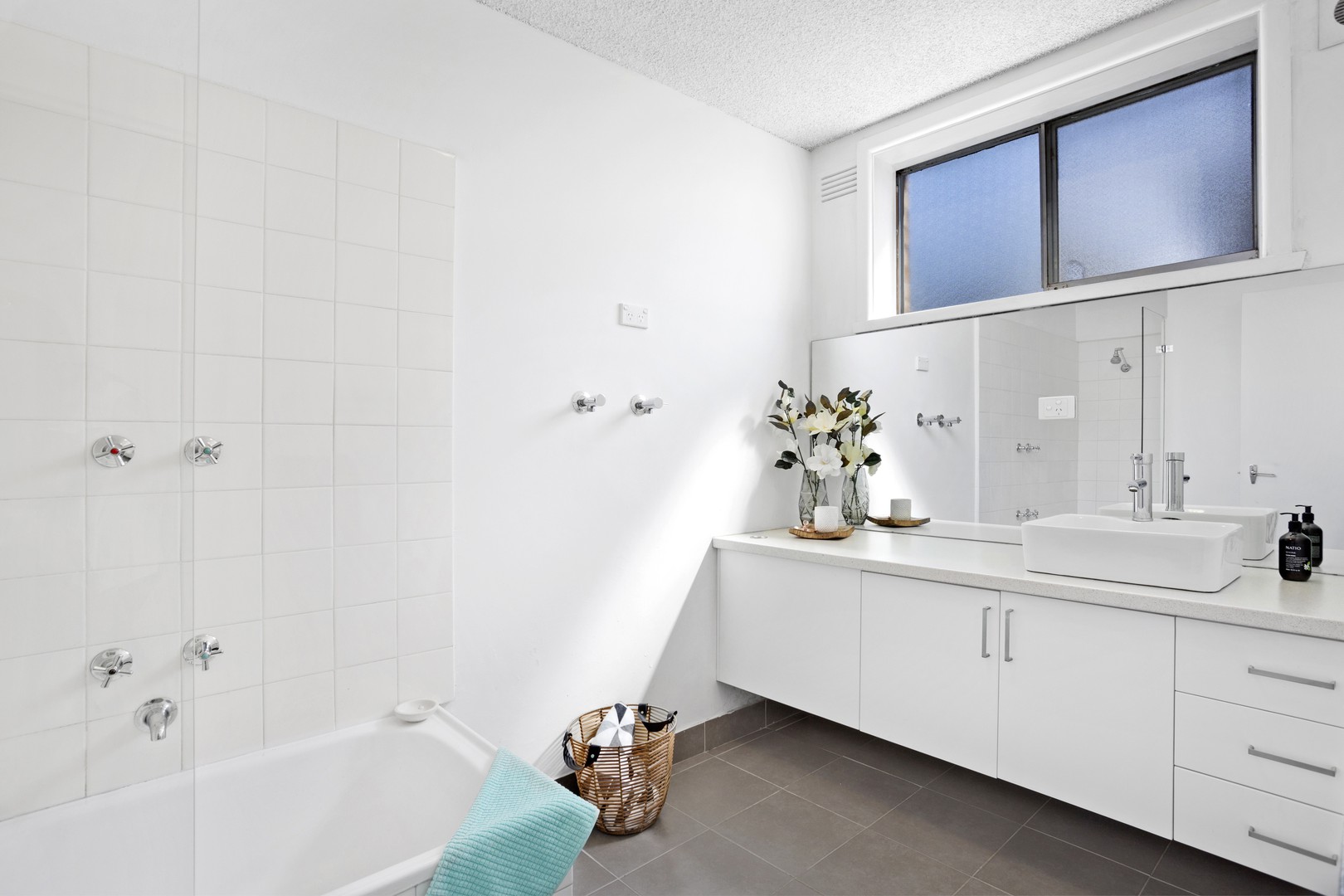 2/6 Wattle Dr, Watsonia, VIC 3087, Watsonia - Thumbnail 4