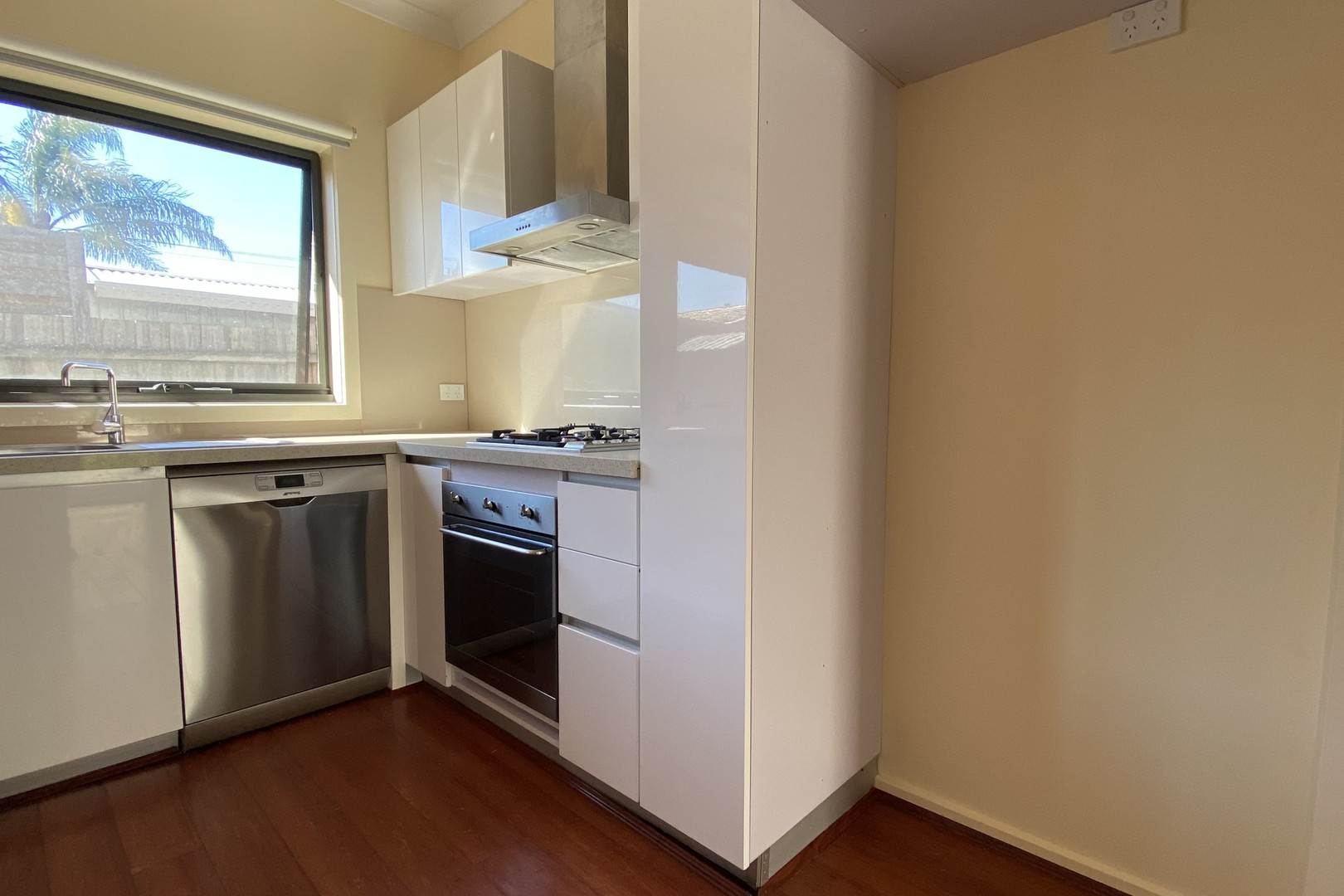 2/61 North Road, Reservoir, VIC 3073, Reservoir - Thumbnail 4