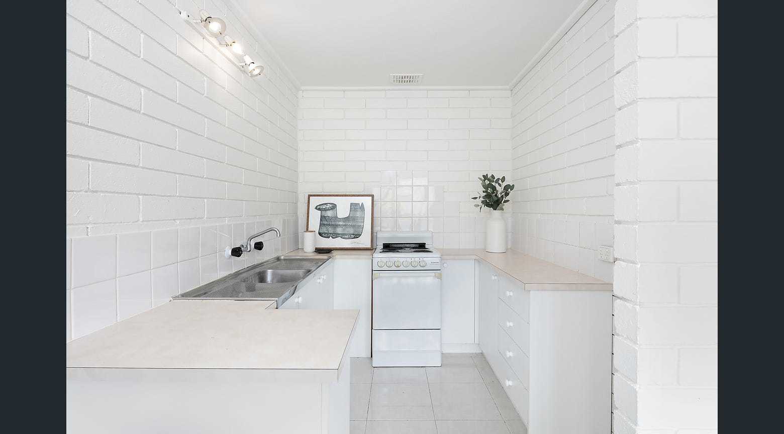 2/61 Roberts Street, Frankston, VIC 3199, Frankston - Thumbnail 4