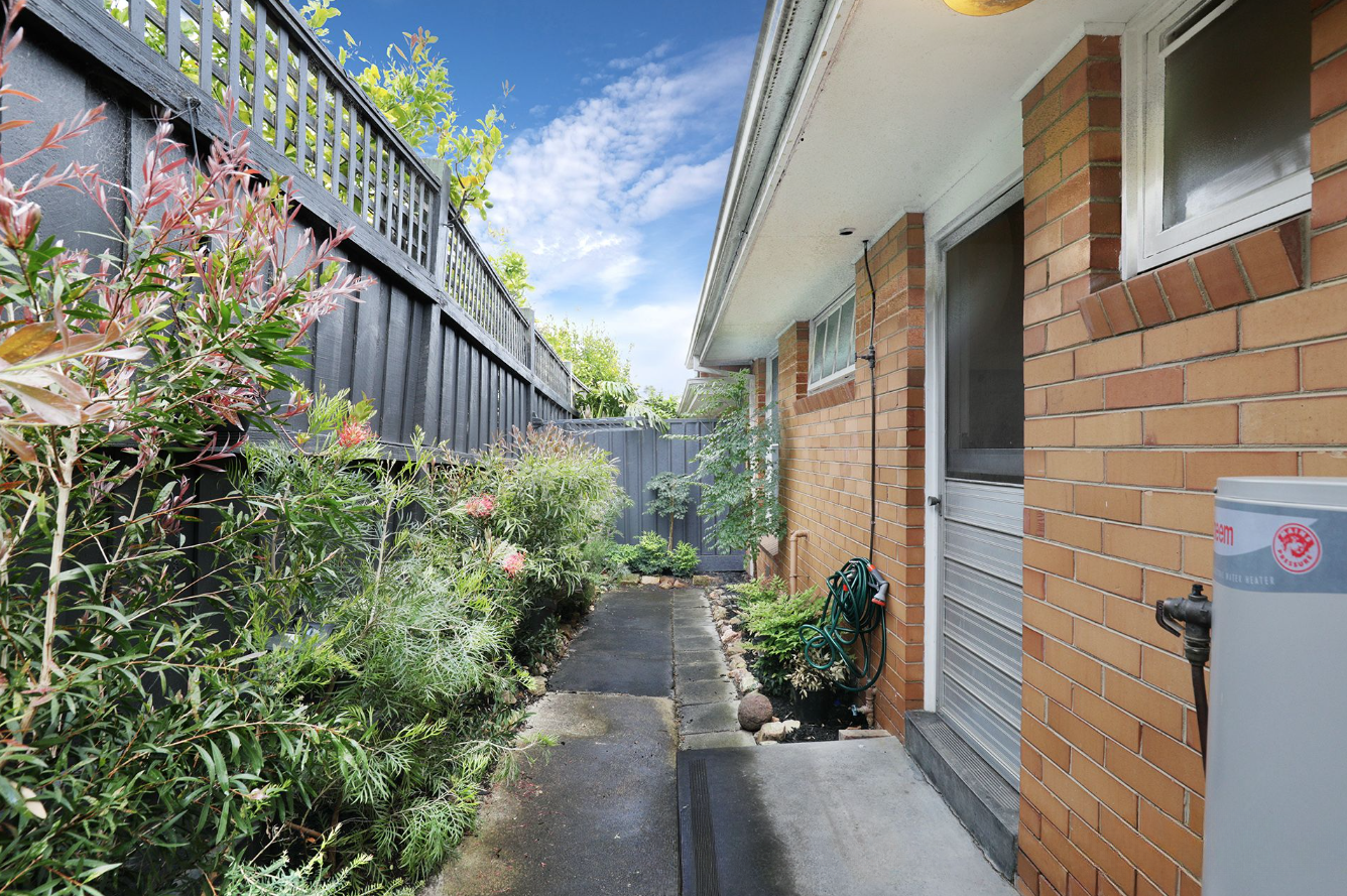 2/61 St Elmo Road, Ivanhoe, VIC 3079, Ivanhoe - Thumbnail 7