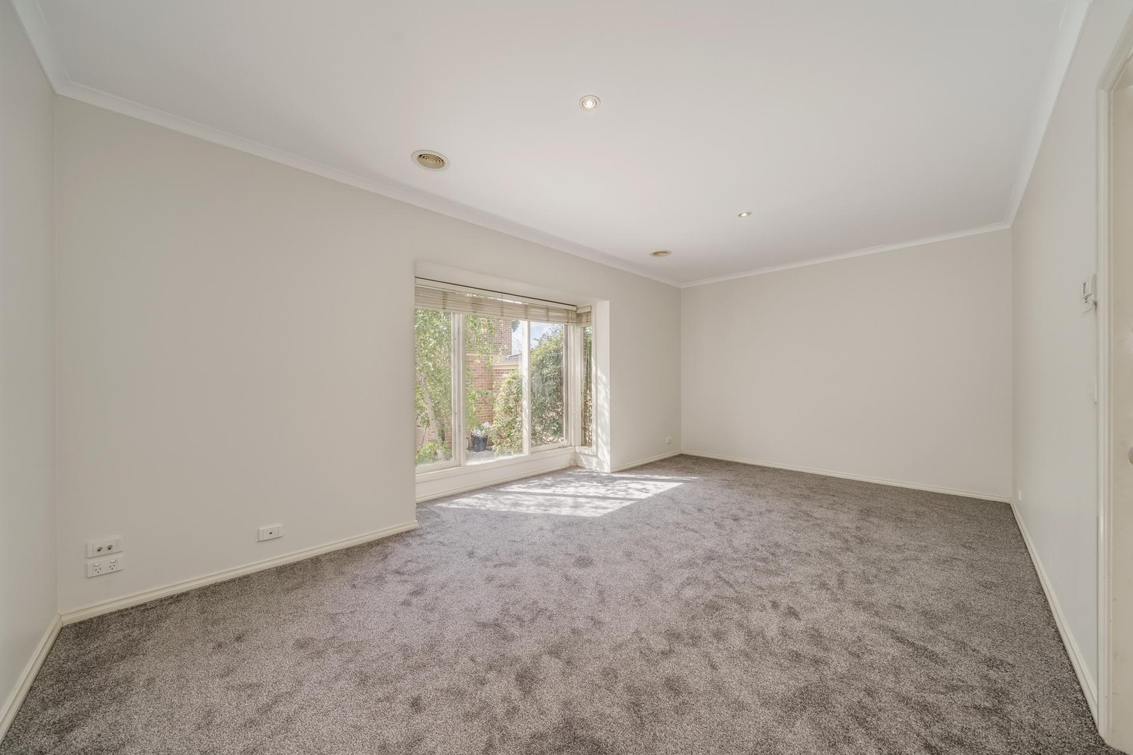 2/612 Whitehorse Road, Mitcham, VIC 3132, Mitcham - Thumbnail 6