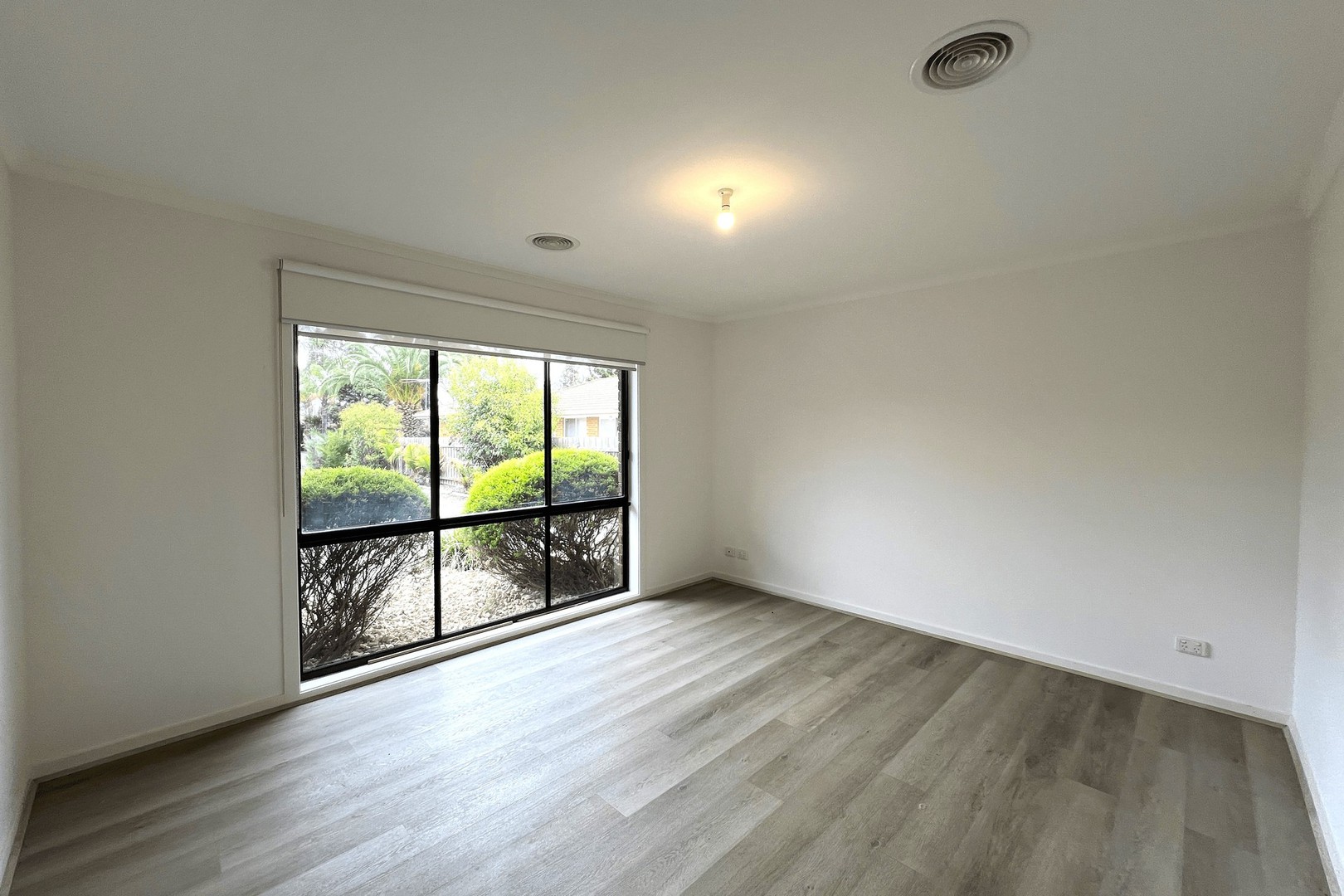 2/62 Dundee Way, Sydenham, VIC 3037, Sydenham - Thumbnail 2