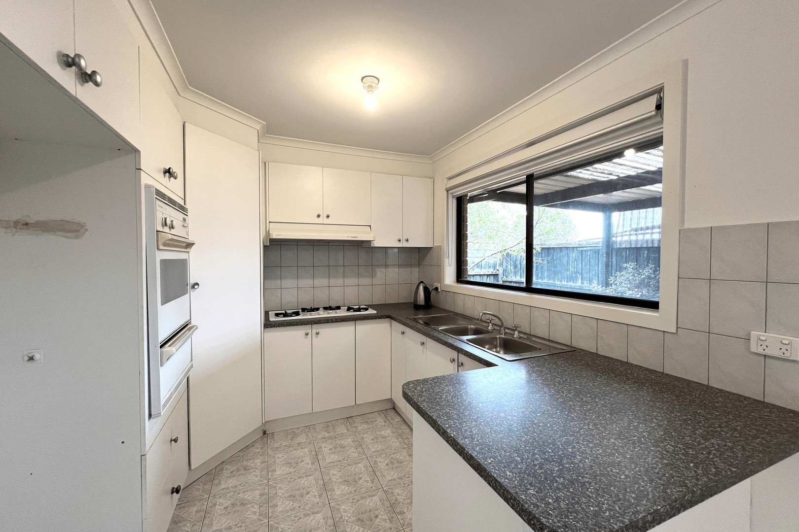 2/62 Dundee Way, Sydenham, VIC 3037, Sydenham - Thumbnail 4