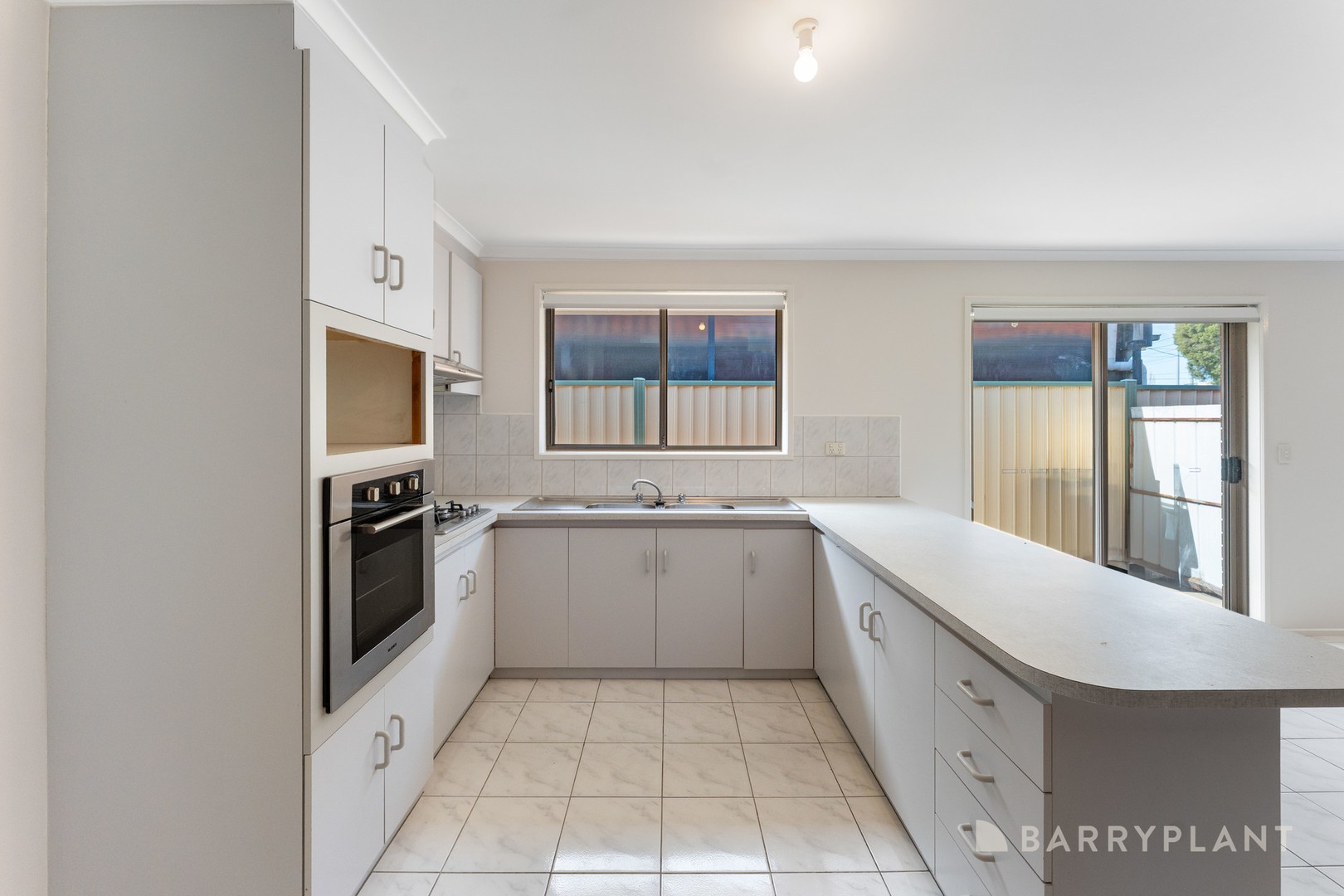 2/62 Phoenix Street, Sunshine North, VIC 3020, Sunshine North - Thumbnail 3