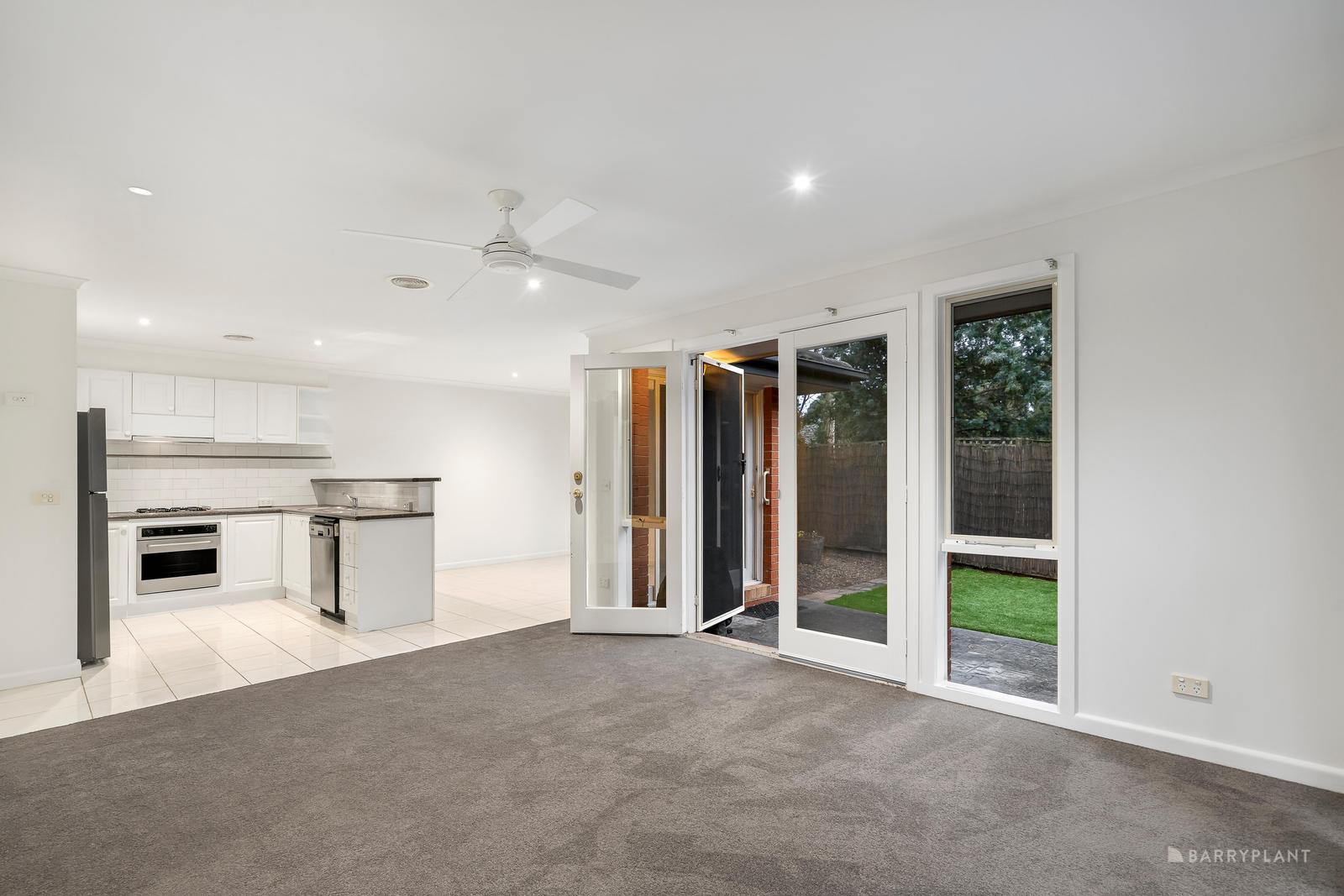 2/63 Airlie Road, Montmorency, VIC 3094, Montmorency - Thumbnail 3