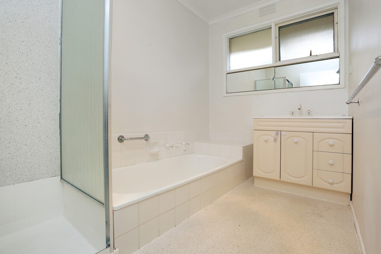 2/63 Bondi  Road, Bonbeach, VIC 3196, Bonbeach - Thumbnail 8
