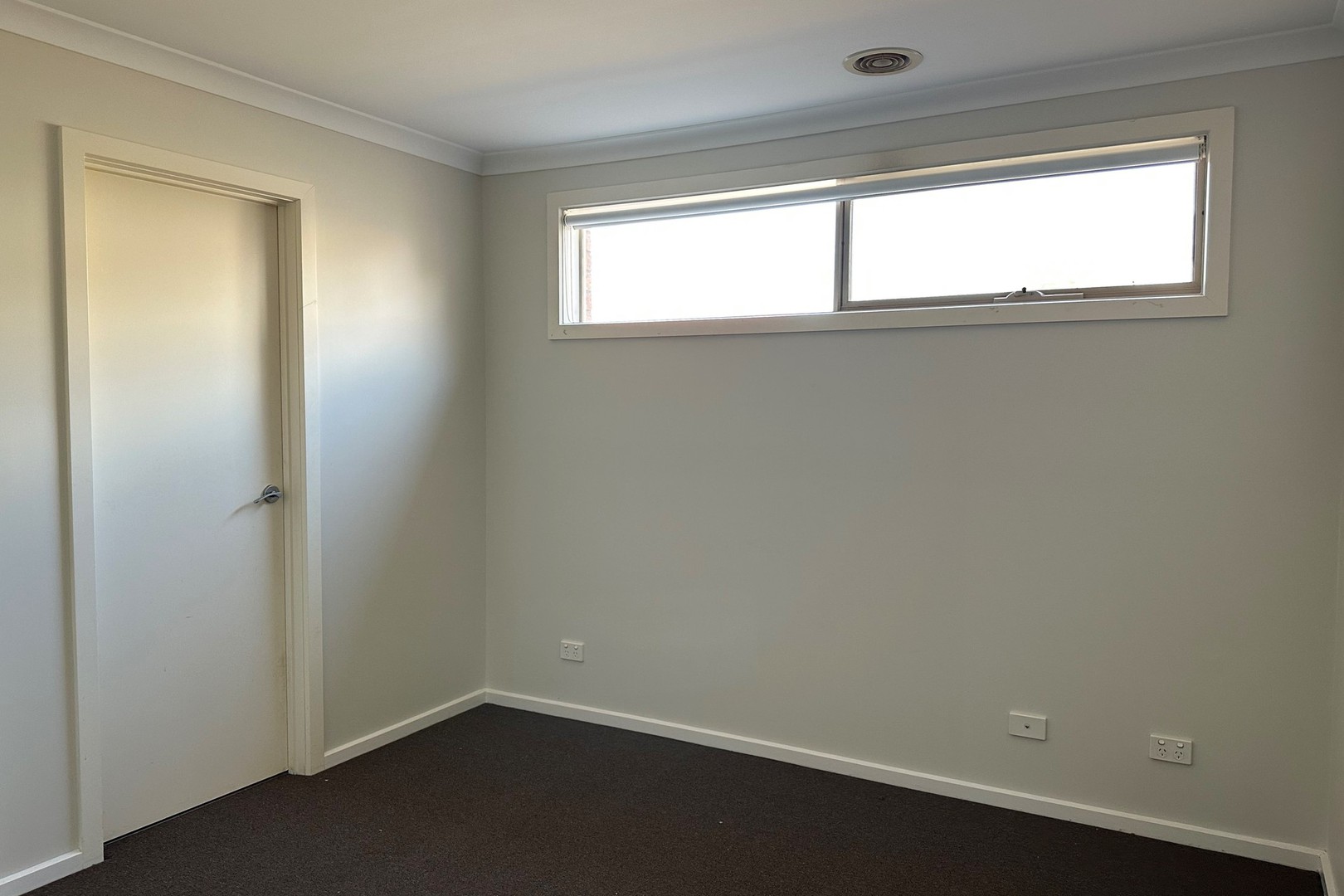 2/63 Gillingham Crescent, Craigieburn, VIC 3064, Craigieburn - Thumbnail 5