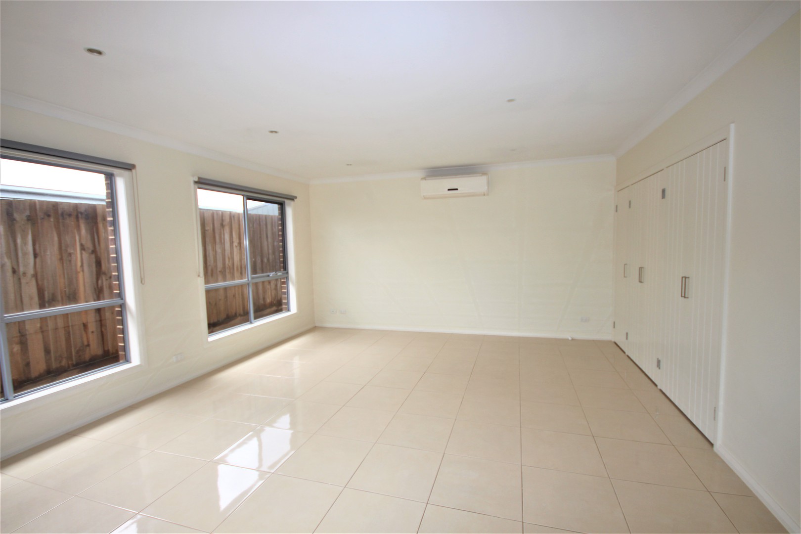 2/63 Oakwood Crescent, Waurn Ponds, VIC 3216, Waurn Ponds - Thumbnail 2