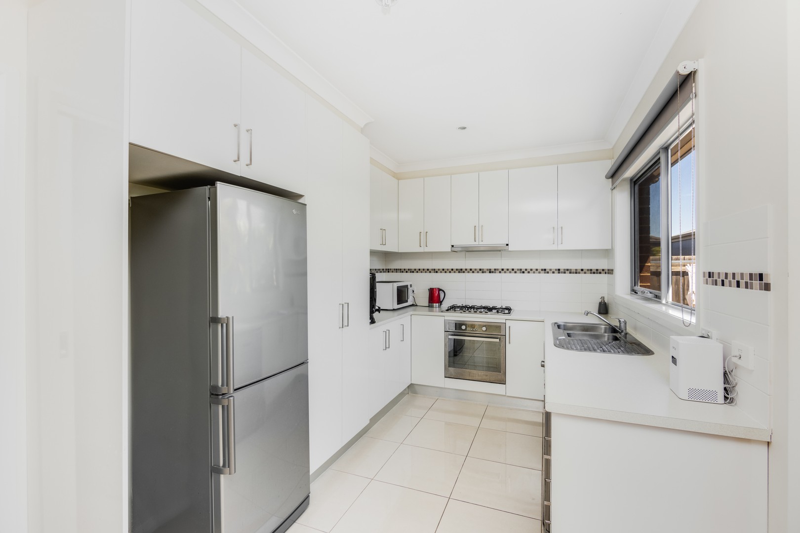 2/63 Oakwood CrescentWaurn Ponds, VIC 3216, Waurn Ponds - Thumbnail 6