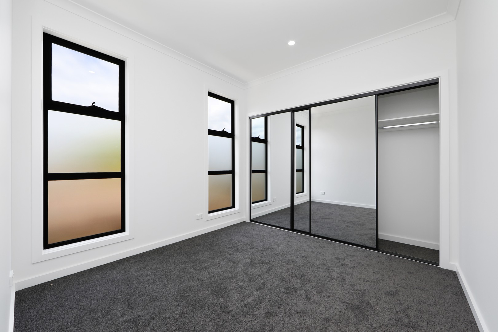 2/637 Stud Road, Scoresby, VIC 3179, Scoresby - Thumbnail 8