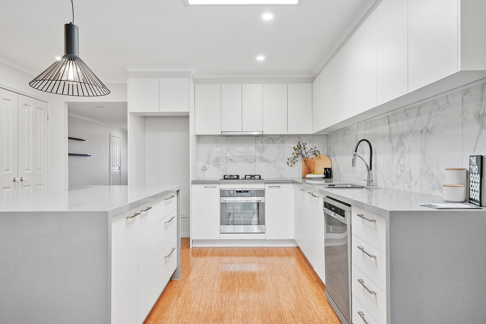 2/64 Allenby Road, Hillside, VIC 3037, Hillside - Thumbnail 5