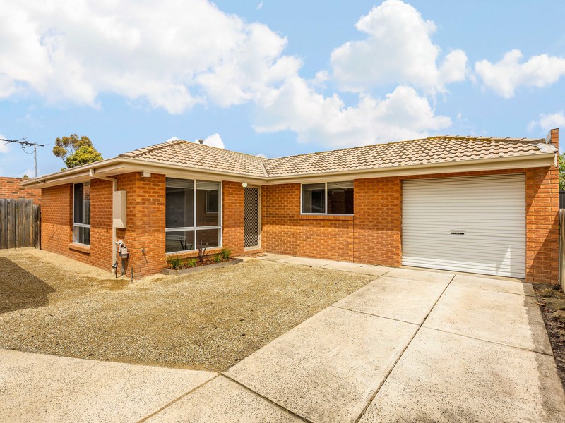 2/64 Dundee Way, Sydenham, VIC 3037 - Image - 17/11/2025