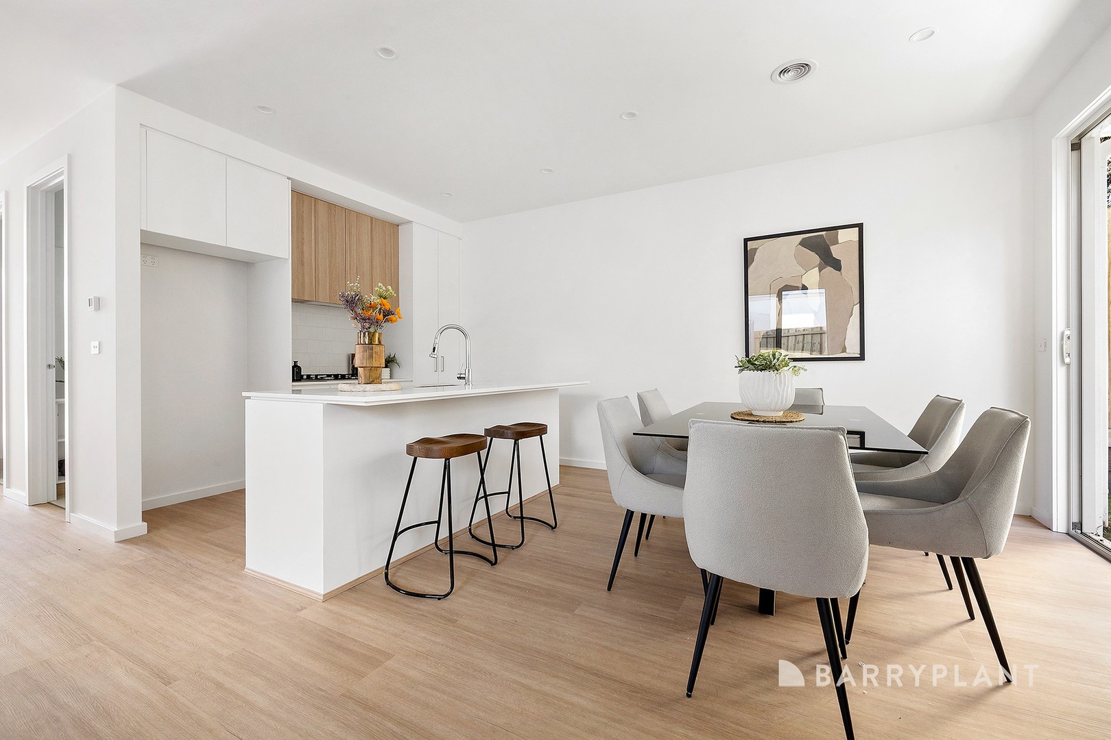 2/64 Edward Street, Langwarrin, VIC 3910 - Thumbnail 2 - 06/03/2025