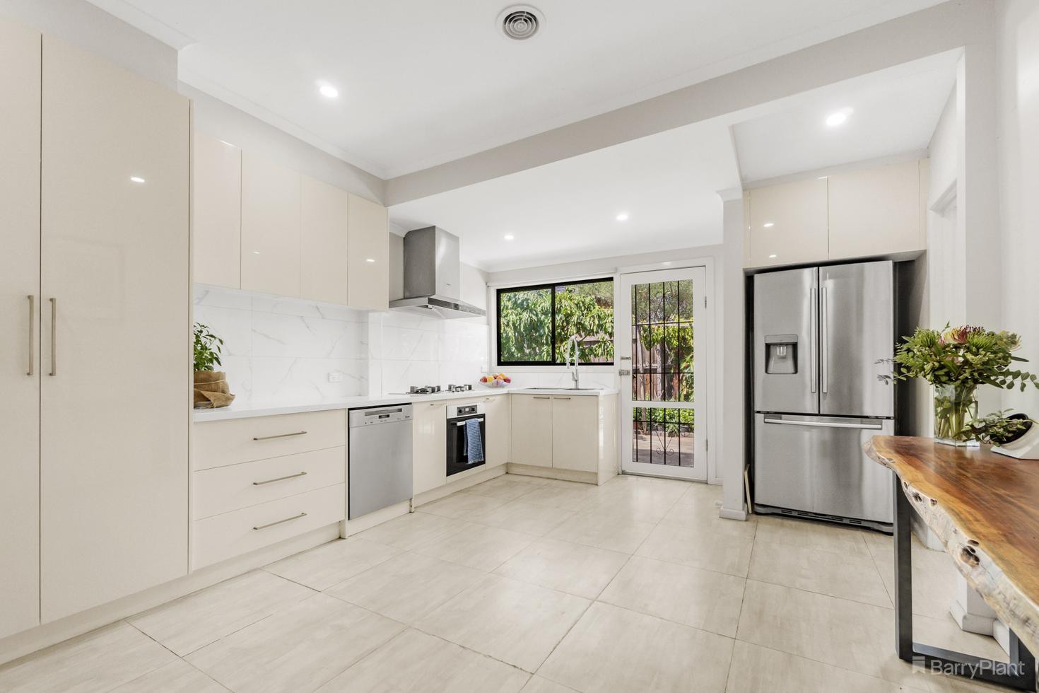 2/648 Elgar Road, Box Hill North, VIC 3129, Box Hill North - Thumbnail 3