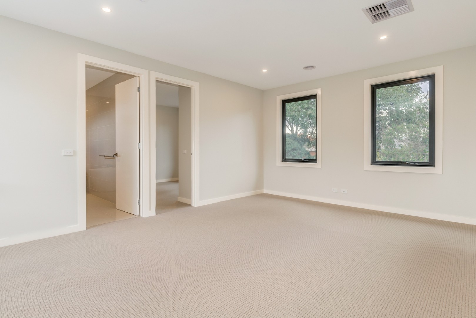 2/65 Arthur Street, Burwood, VIC 3125, Burwood - Thumbnail 7