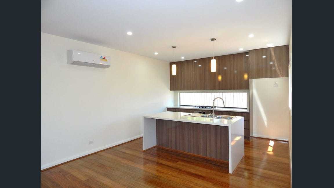 2/65 Boldrewood Parade, Reservoir, VIC 3073, Reservoir - Thumbnail 2