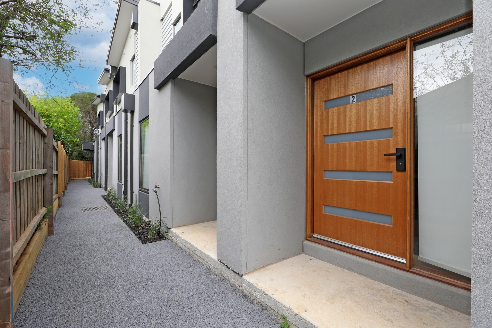 2/650 Stud Road, Scoresby, VIC 3179, Scoresby - Thumbnail 2