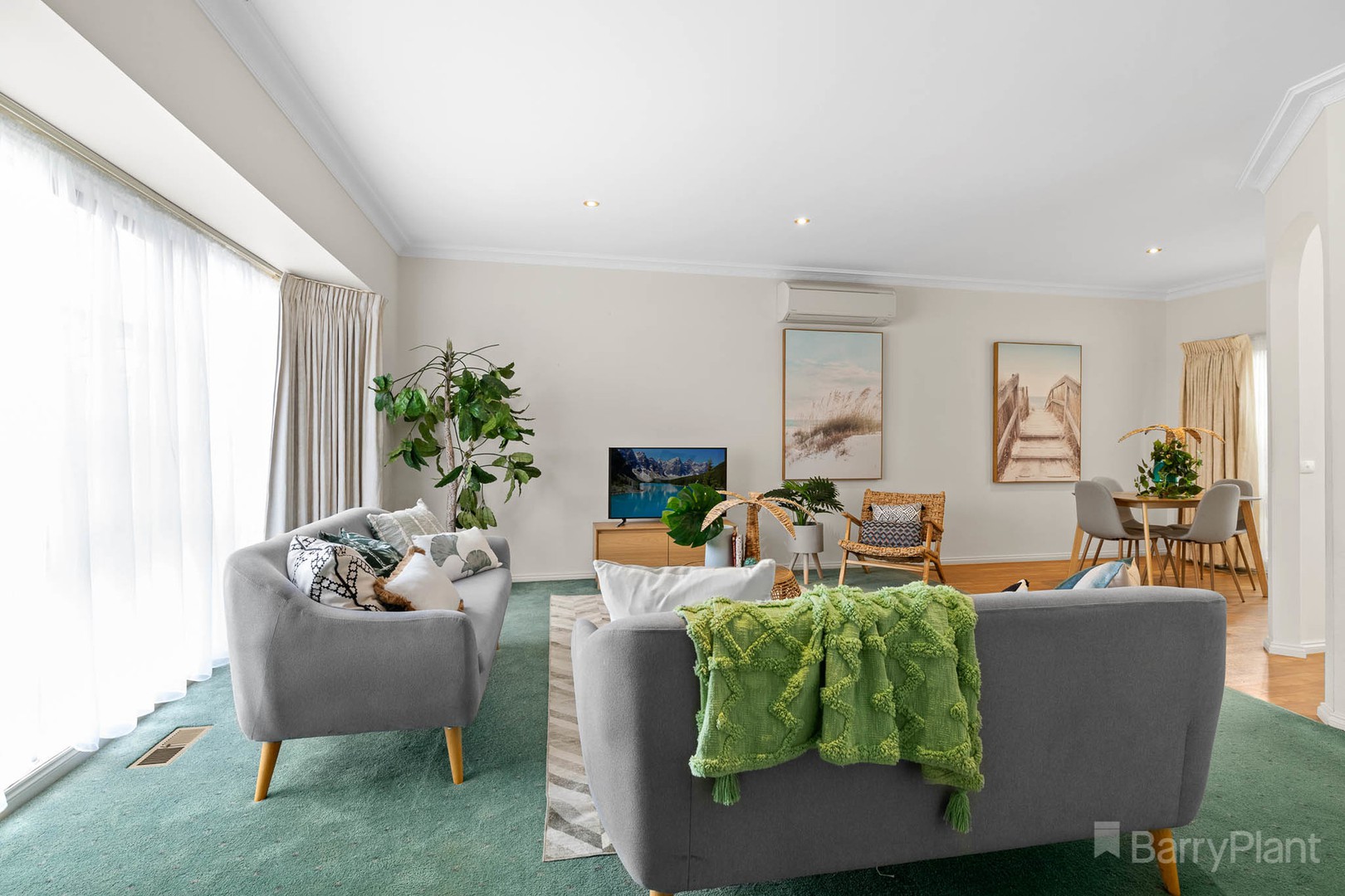 2/66 Gloucester Avenue, Berwick, VIC 3806, Berwick - Thumbnail 2