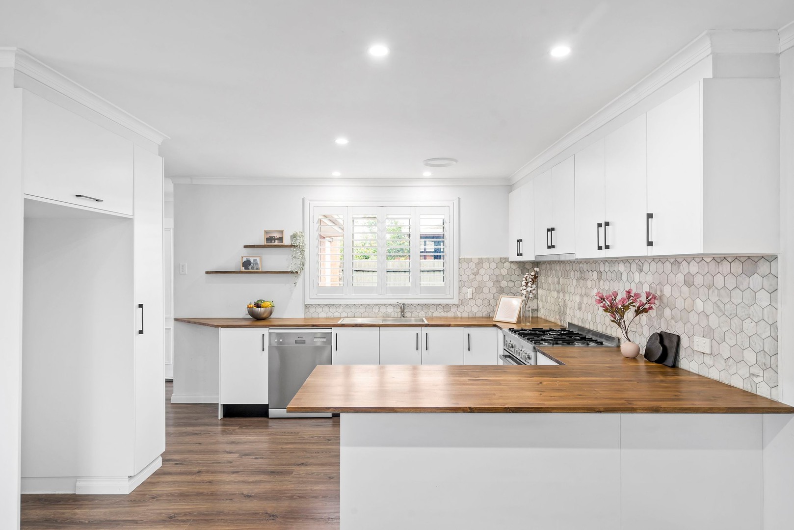 2/66 Meadowbank Drive, Sunshine North, VIC 3020, Sunshine North - Thumbnail 3
