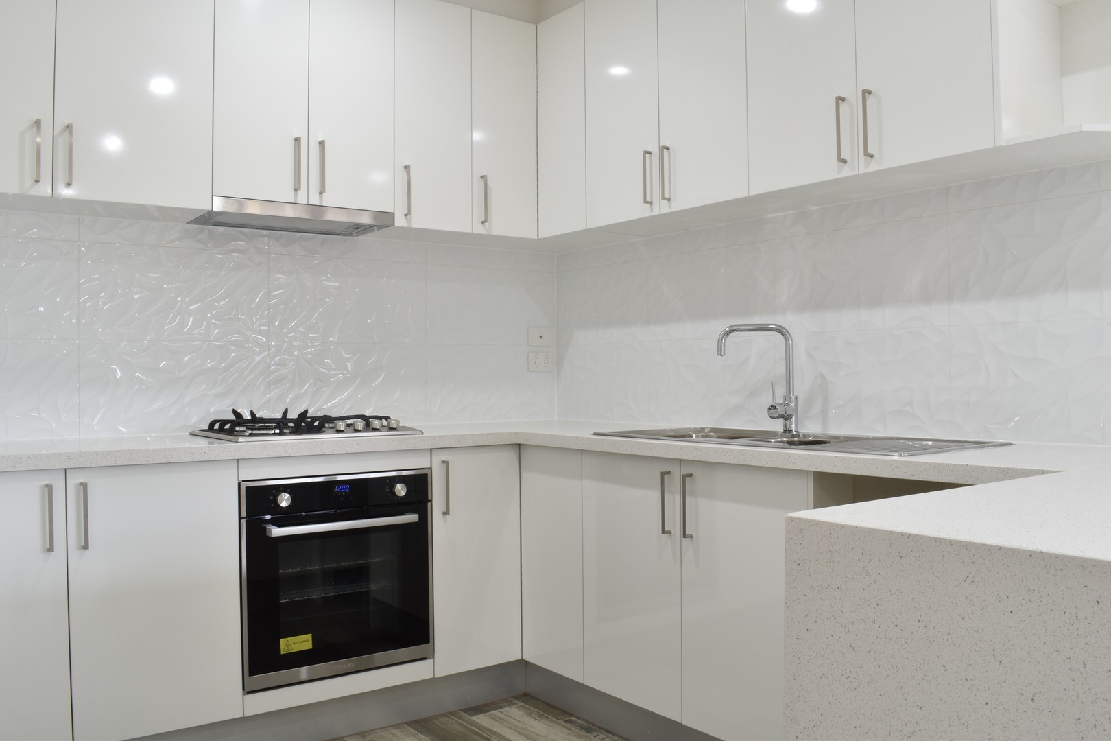 2/67 Cyprus Street, Lalor, VIC 3075, Lalor - Thumbnail 3