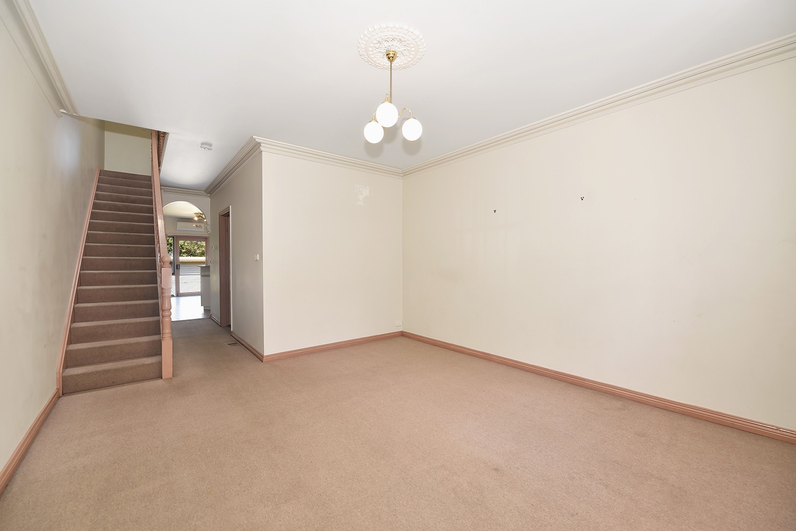 2/67 Dover Street, Flemington, VIC 3031 - Thumbnail 2 - 23/11/2021