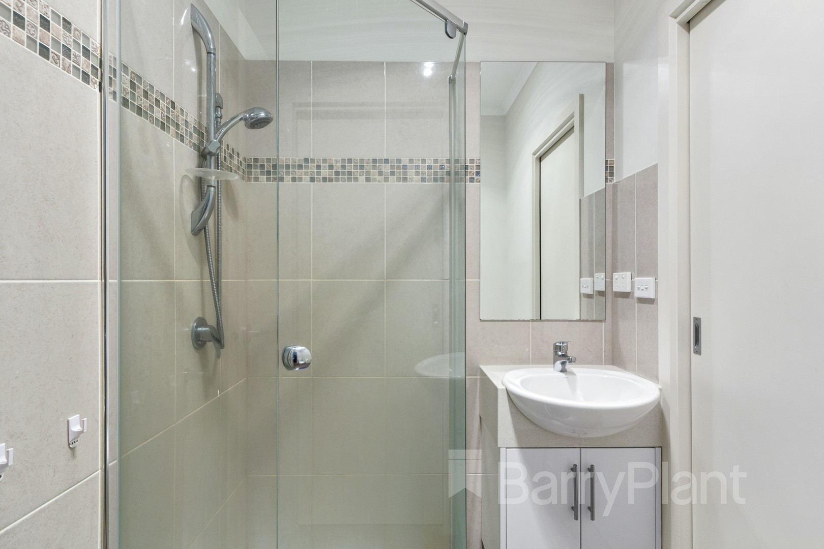 2/670 Stud Road, Scoresby, VIC 3179, Scoresby - Thumbnail 8