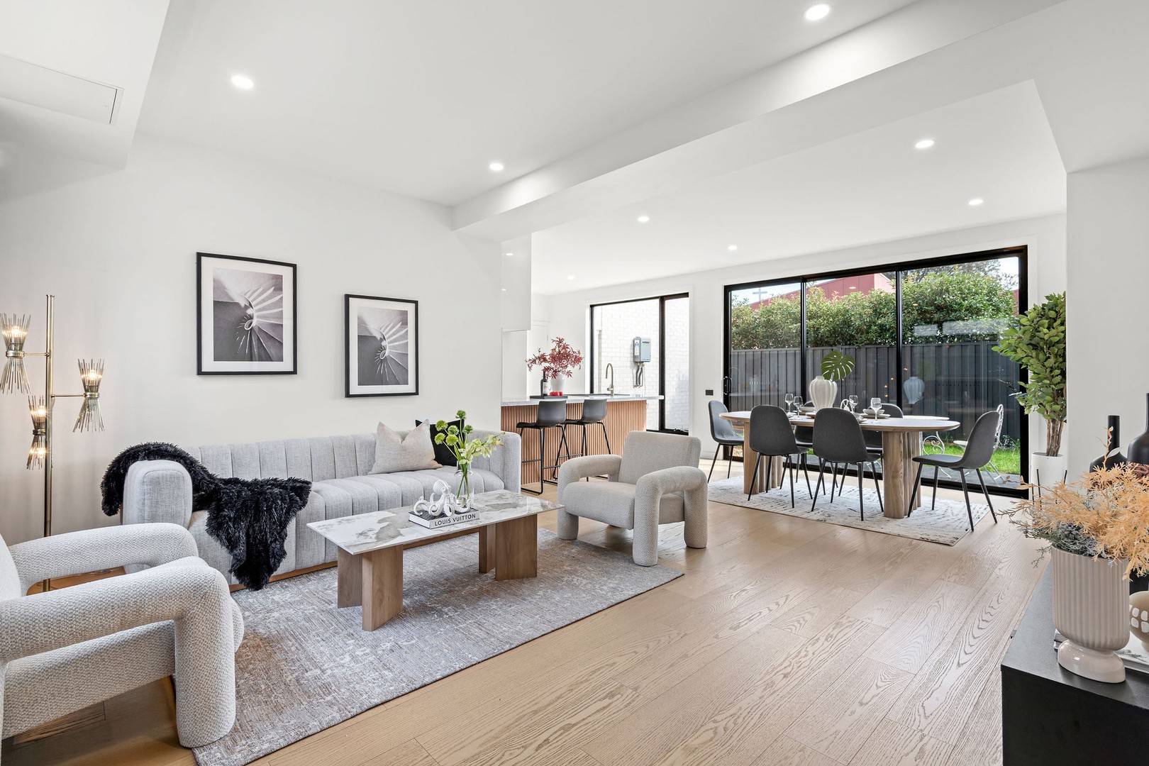 2/68 Roberts Road, Airport West, VIC 3042, Airport West - Thumbnail 3