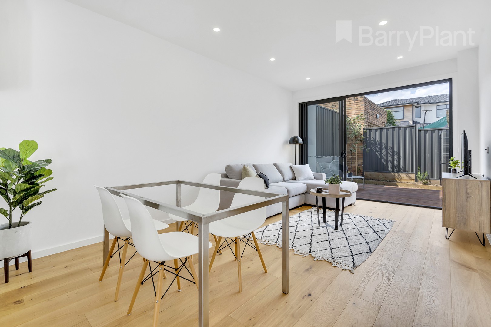 2/68 St Vigeons Road, Reservoir, VIC 3073, Reservoir - Thumbnail 5