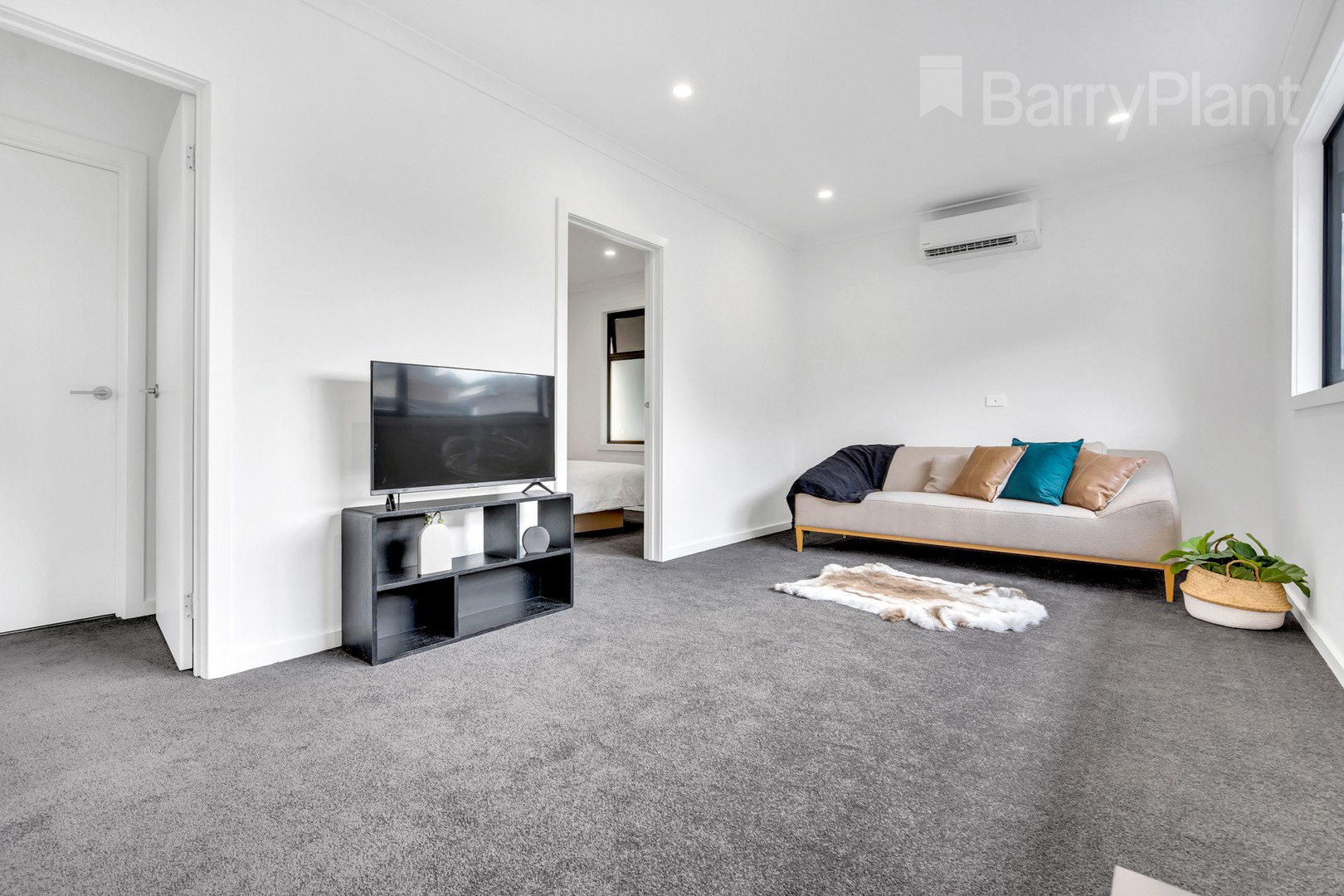 2/68 St Vigeons Road, Reservoir, VIC 3073, Reservoir - Thumbnail 8