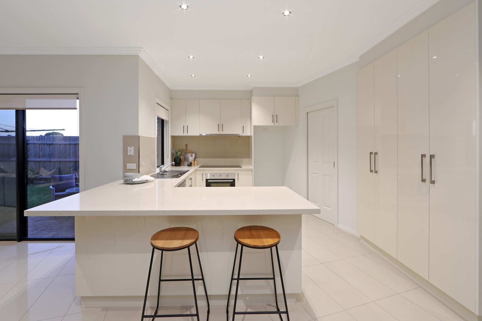 2/69 Kellbourne Drive, Rowville, VIC 3178, Rowville - Thumbnail 2