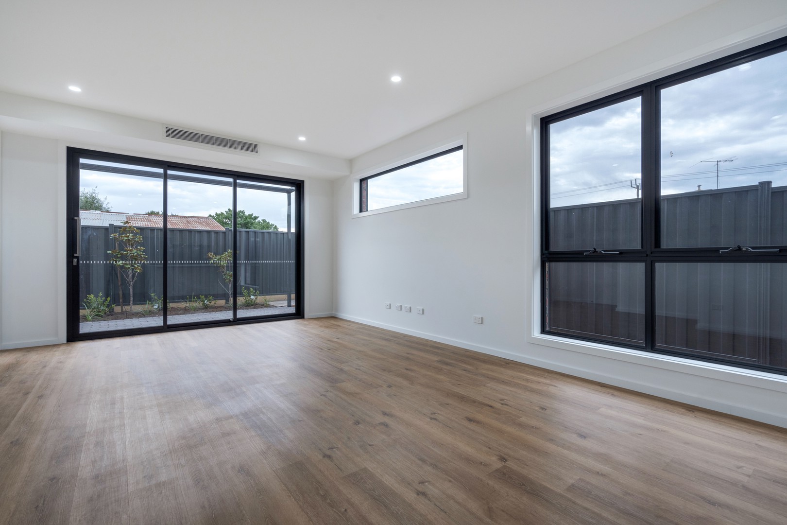 2/694 Gilbert Road, Reservoir, VIC 3073, Reservoir - Thumbnail 3