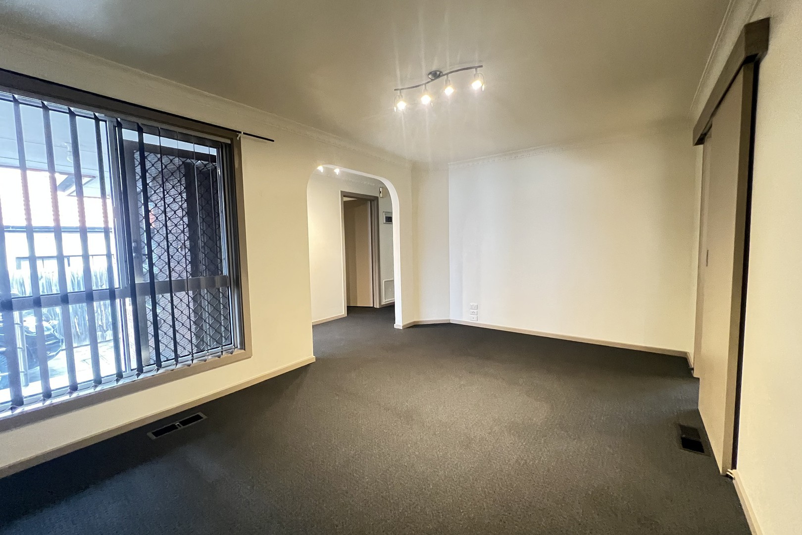 2/7 Cambala Avenue, Lalor, VIC 3075, Lalor - Thumbnail 4