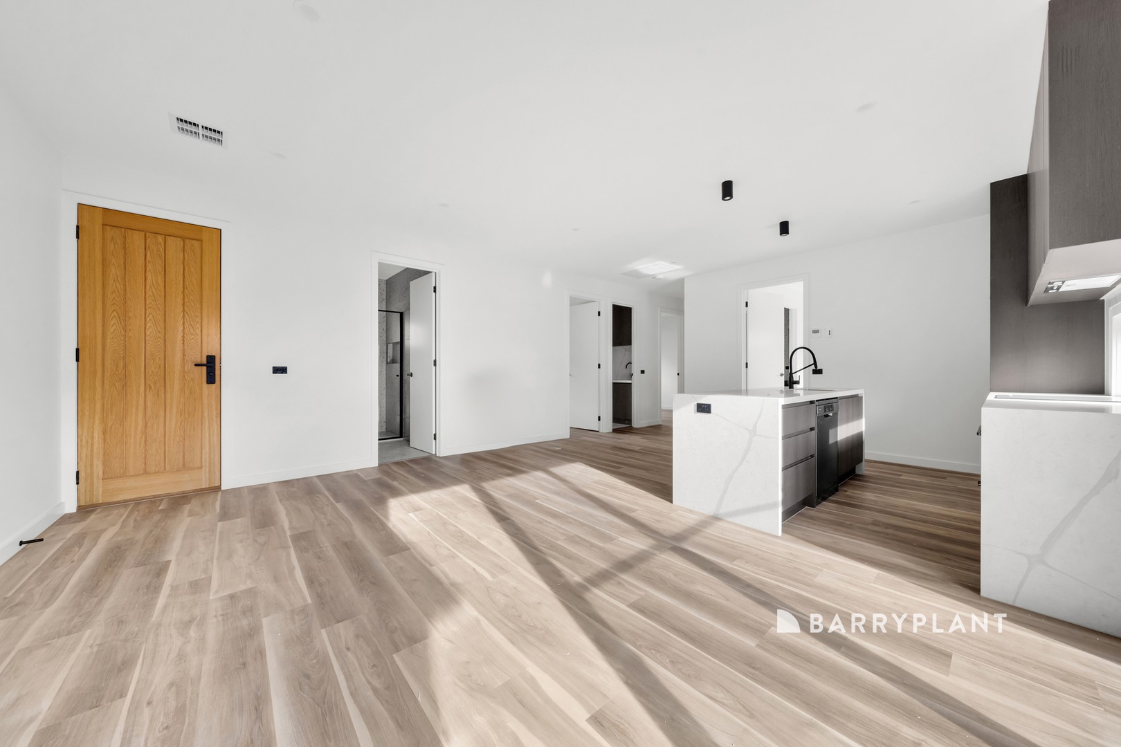 2/7 Dorothy Street, Doveton, VIC 3177, Doveton - Thumbnail 2