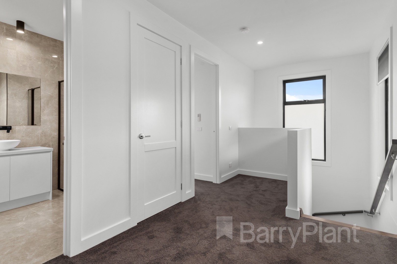 2/7 Farleigh Avenue, Burwood, VIC 3125, Burwood - Thumbnail 5