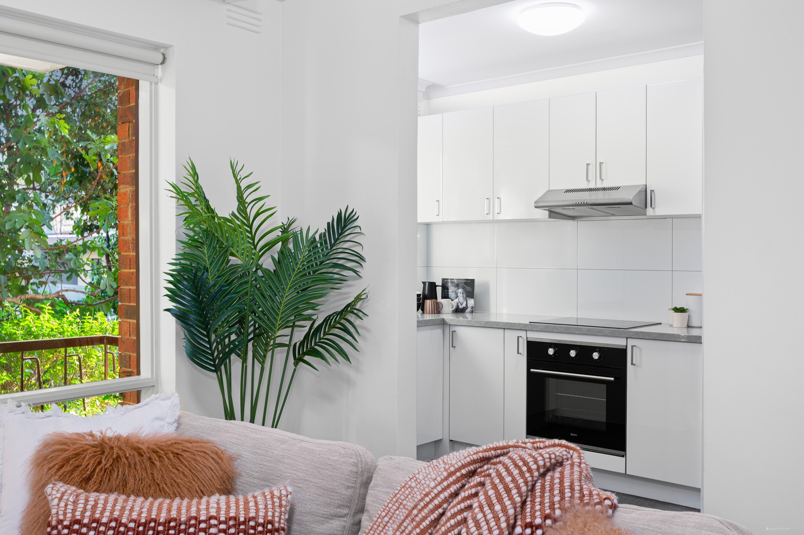 2/7 Glenmore Street, Box Hill, VIC 3128, Box Hill - Thumbnail 3