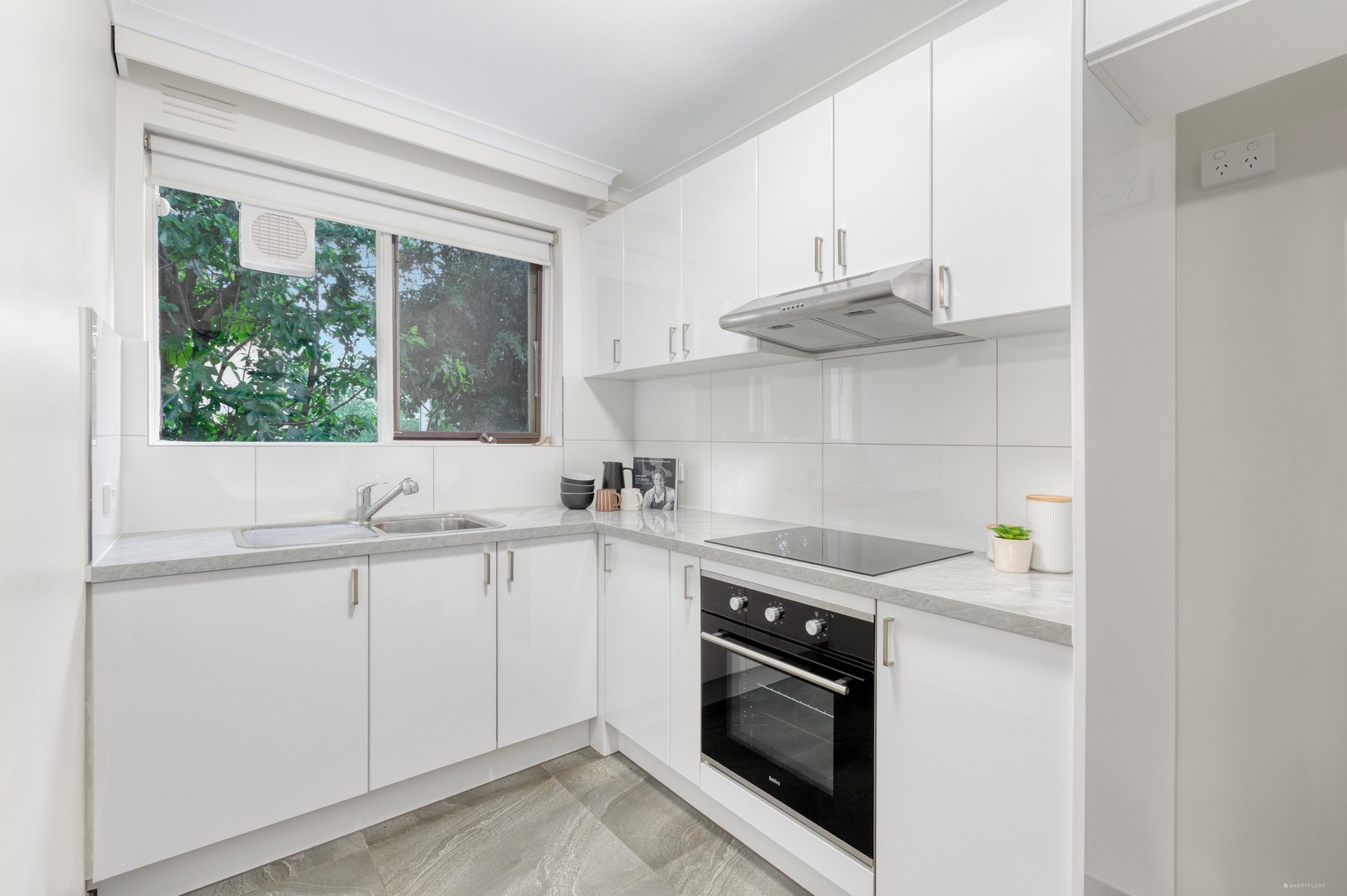 2/7 Glenmore Street, Box Hill, VIC 3128, Box Hill - Thumbnail 4