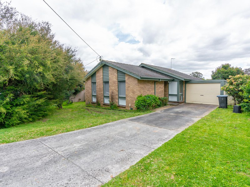 2/7 Harris Grove, Bayswater, VIC 3153 - Image - 01/12/2025