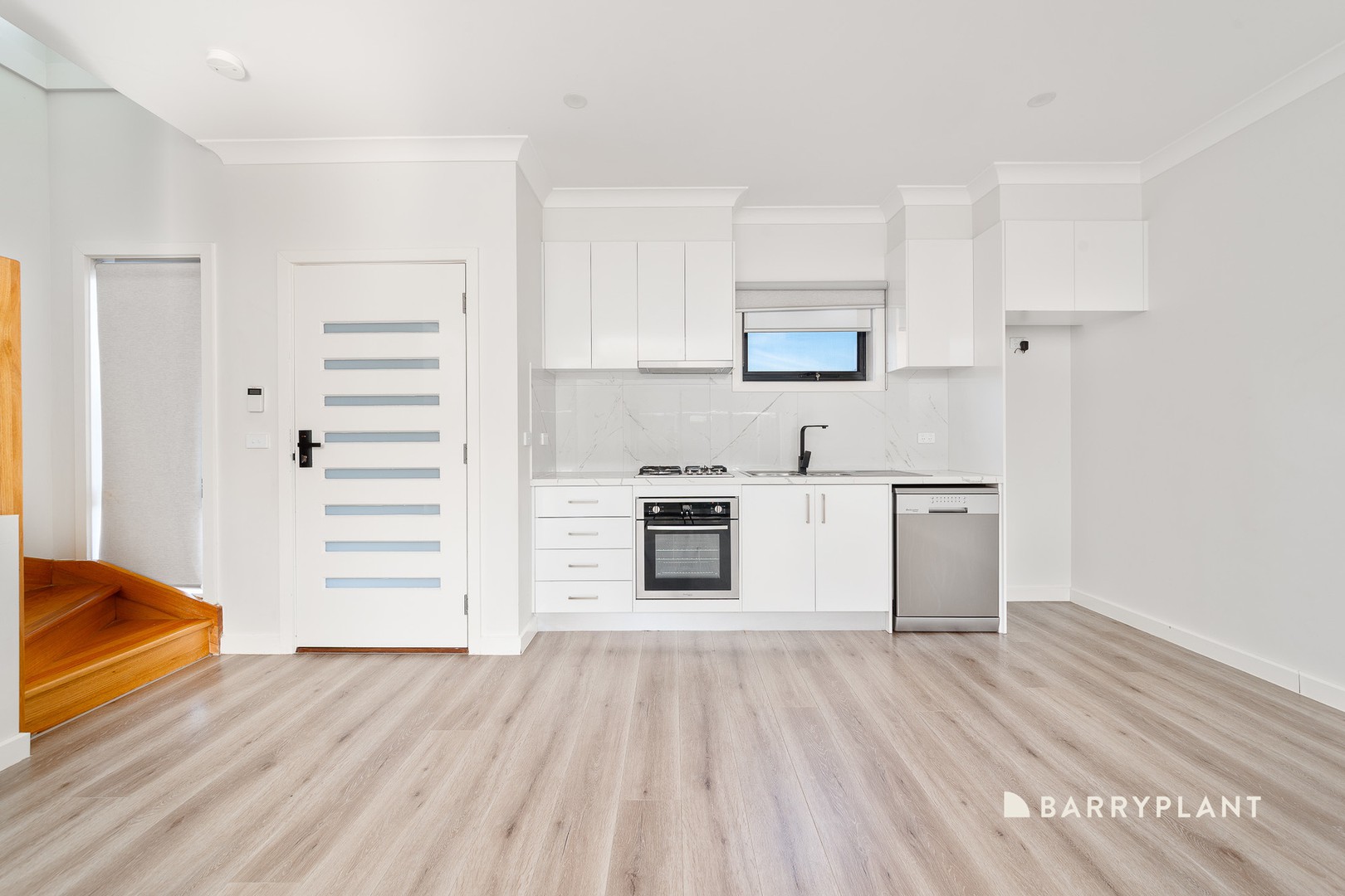 2/7 Kiewa Crescent, Dallas, VIC 3047, Dallas - Thumbnail 2