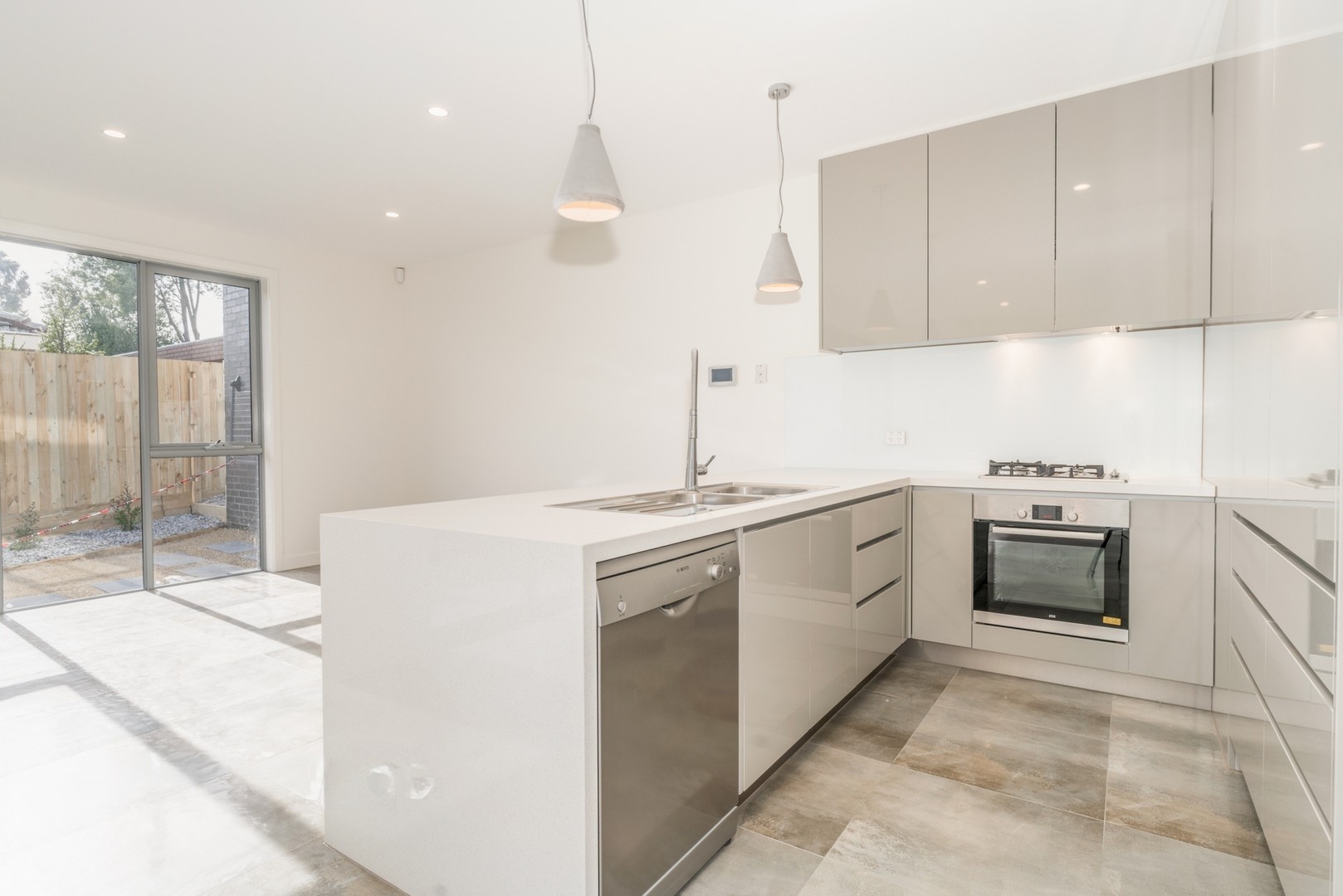 2/7 Koala Court, Doncaster East, VIC 3109, Doncaster East - Thumbnail 3
