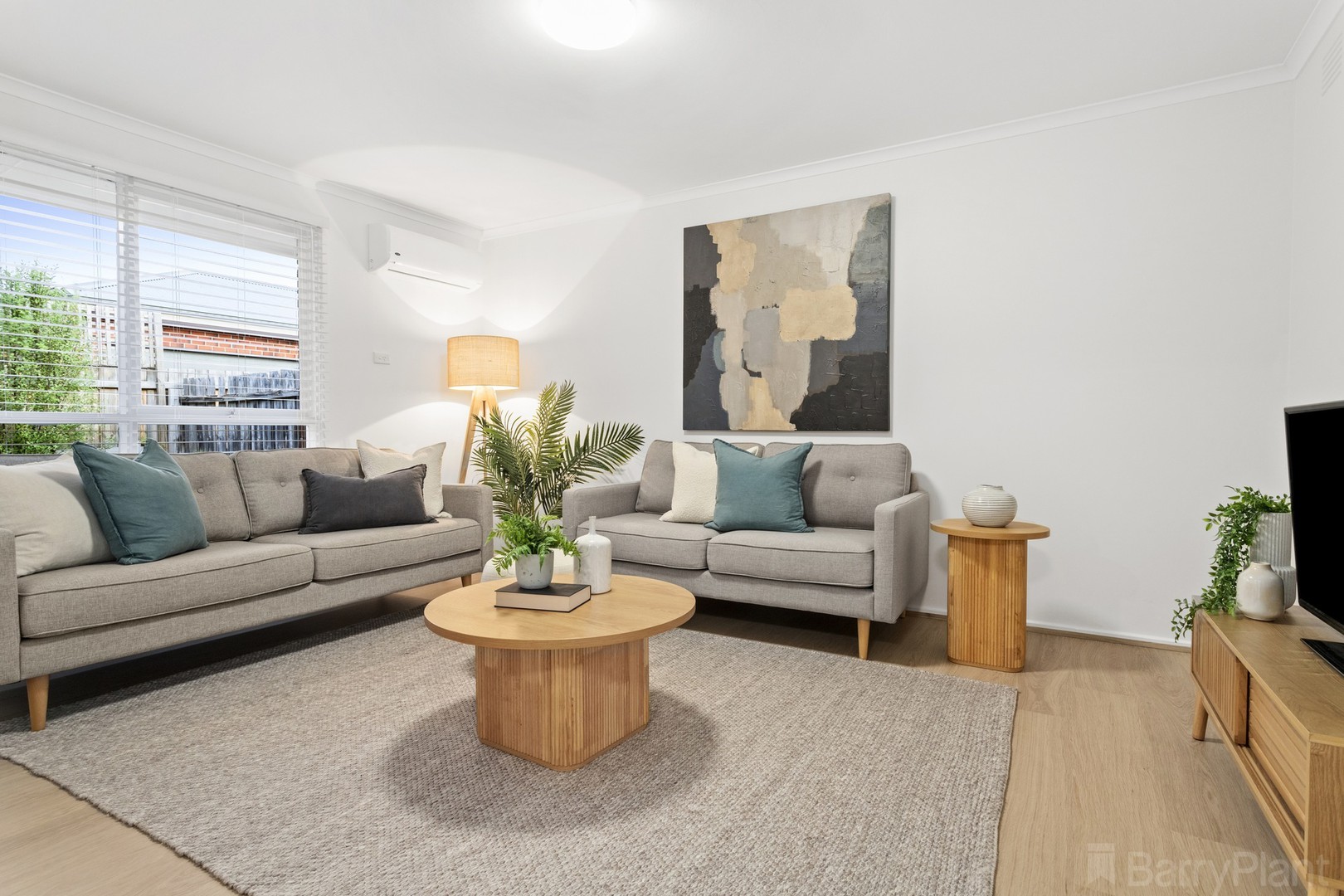 2/7 Leigh Road, Croydon, VIC 3136, Croydon - Thumbnail 2