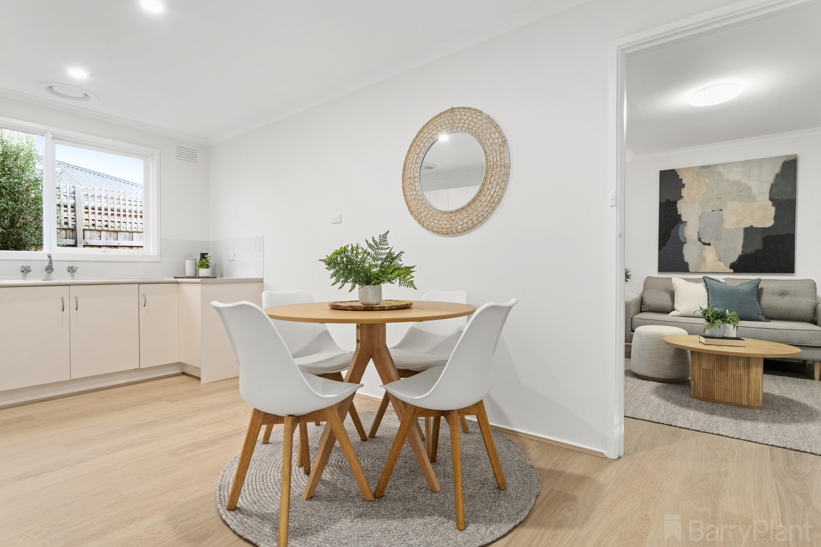 2/7 Leigh Road, Croydon, VIC 3136, Croydon - Thumbnail 3