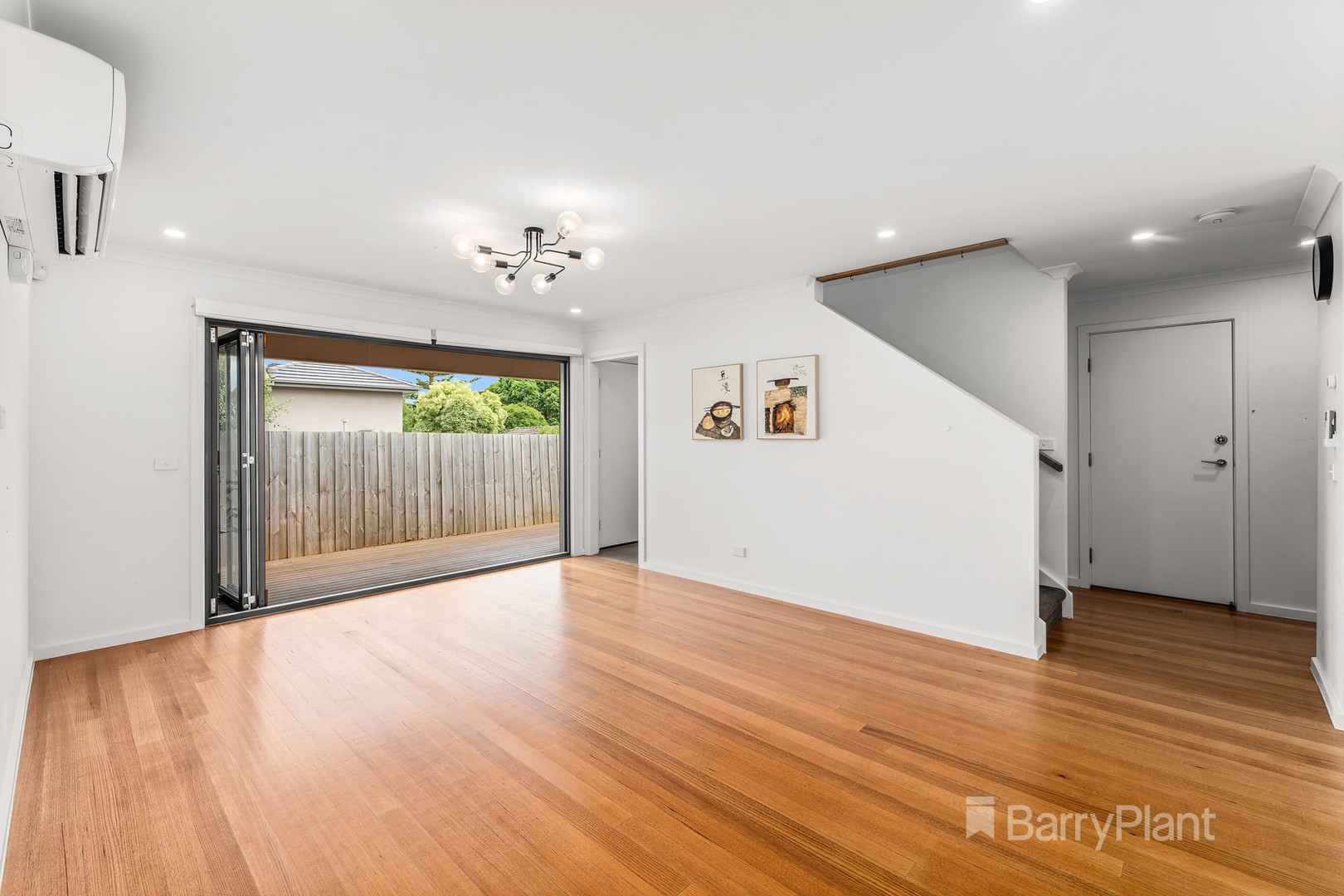 2/7 Meryl Street, Doncaster East, VIC 3109, Doncaster East - Thumbnail 2