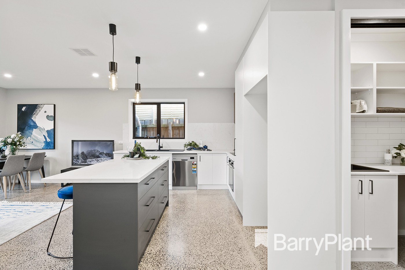2/7 Morelle Court, Mooroolbark, VIC 3138, Mooroolbark - Thumbnail 3