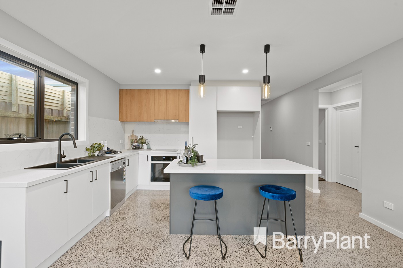 2/7 Morelle Court, Mooroolbark, VIC 3138, Mooroolbark - Thumbnail 4