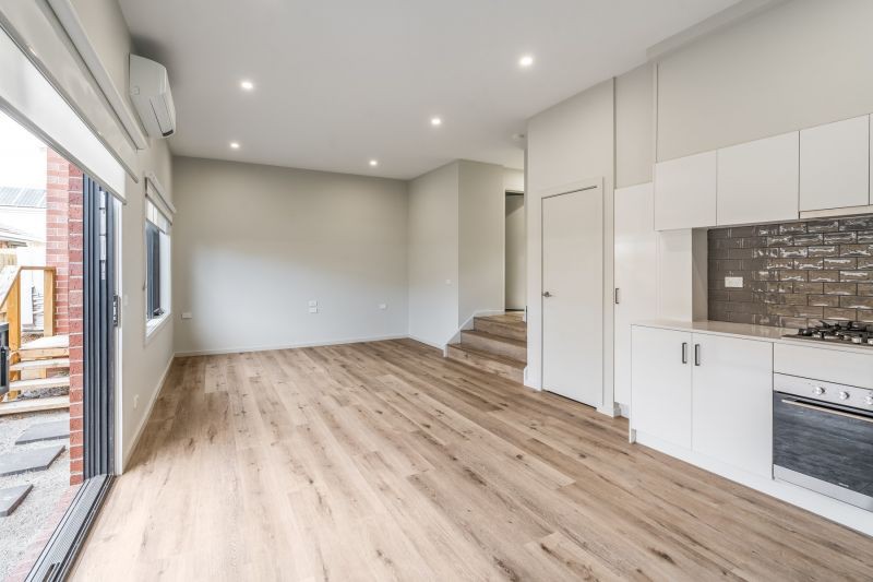 2/7 Mt Pleasant Rd, Belmont, VIC 3216, Belmont - Thumbnail 2