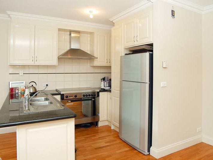 2/7 Newlands Road, Coburg, VIC 3058, Coburg - Thumbnail 3