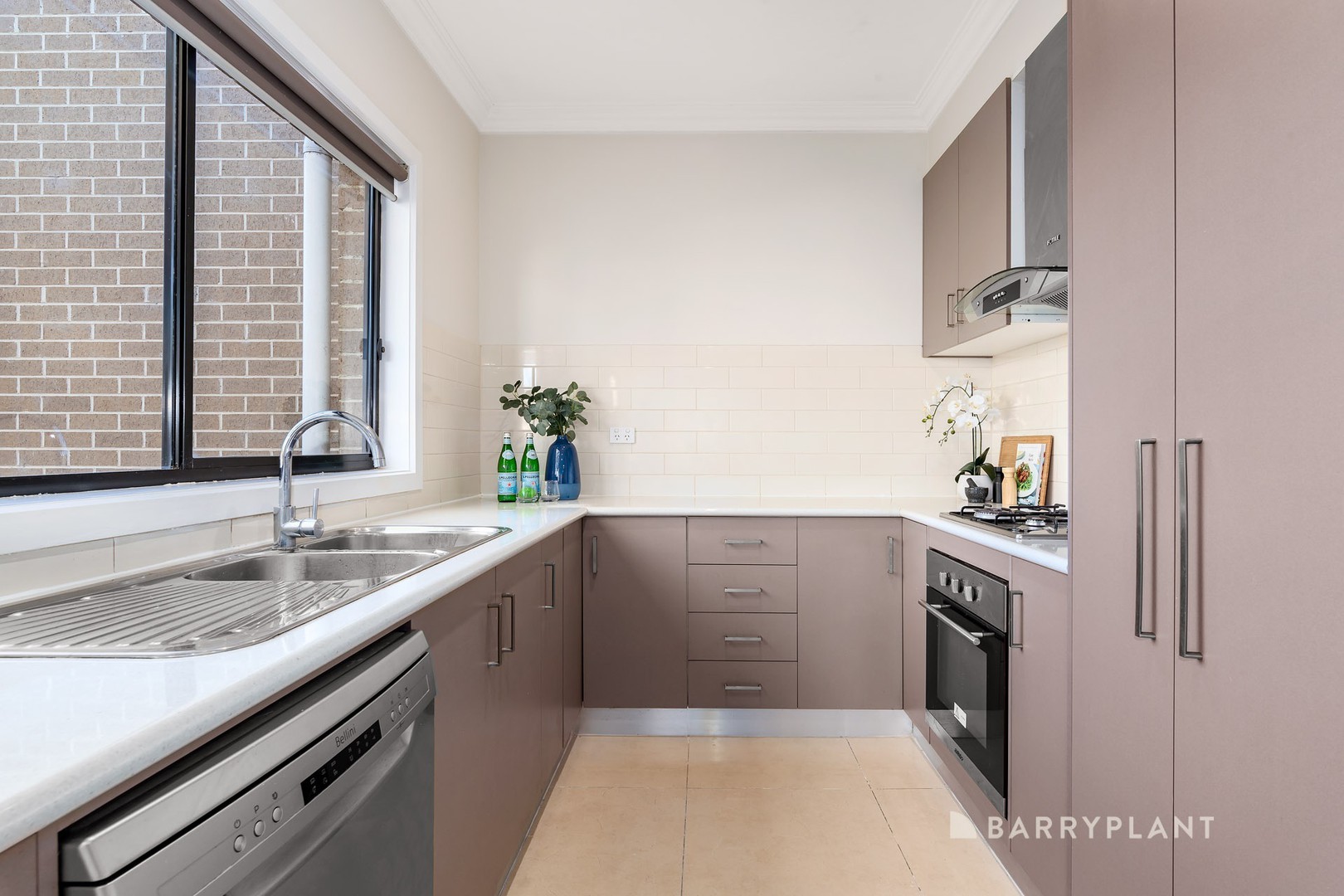2/7 Old Plenty Road, South Morang, VIC 3752, South Morang - Thumbnail 3
