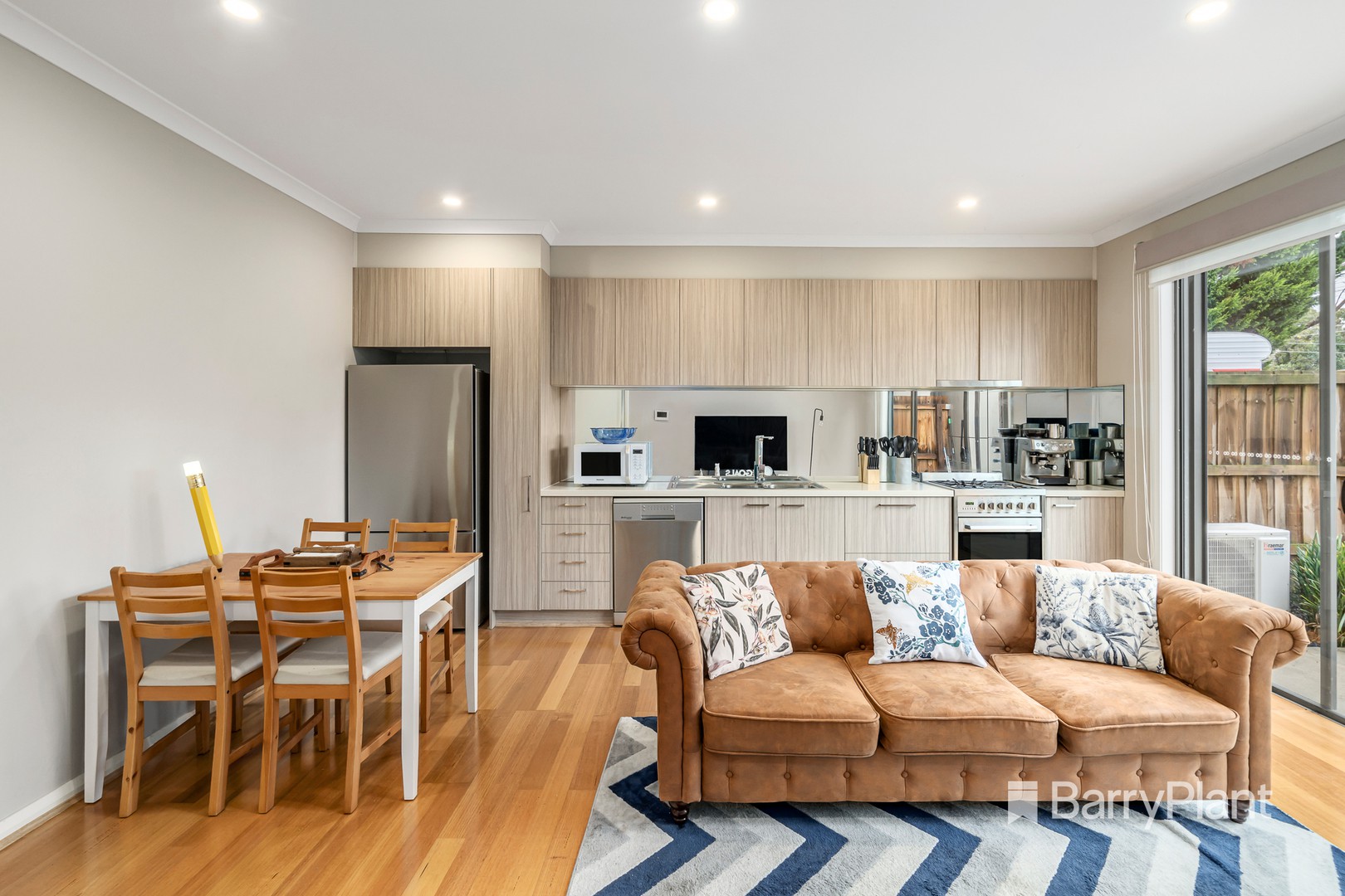 2/7 Phillip Street, Mentone, VIC 3194, Mentone - Thumbnail 4