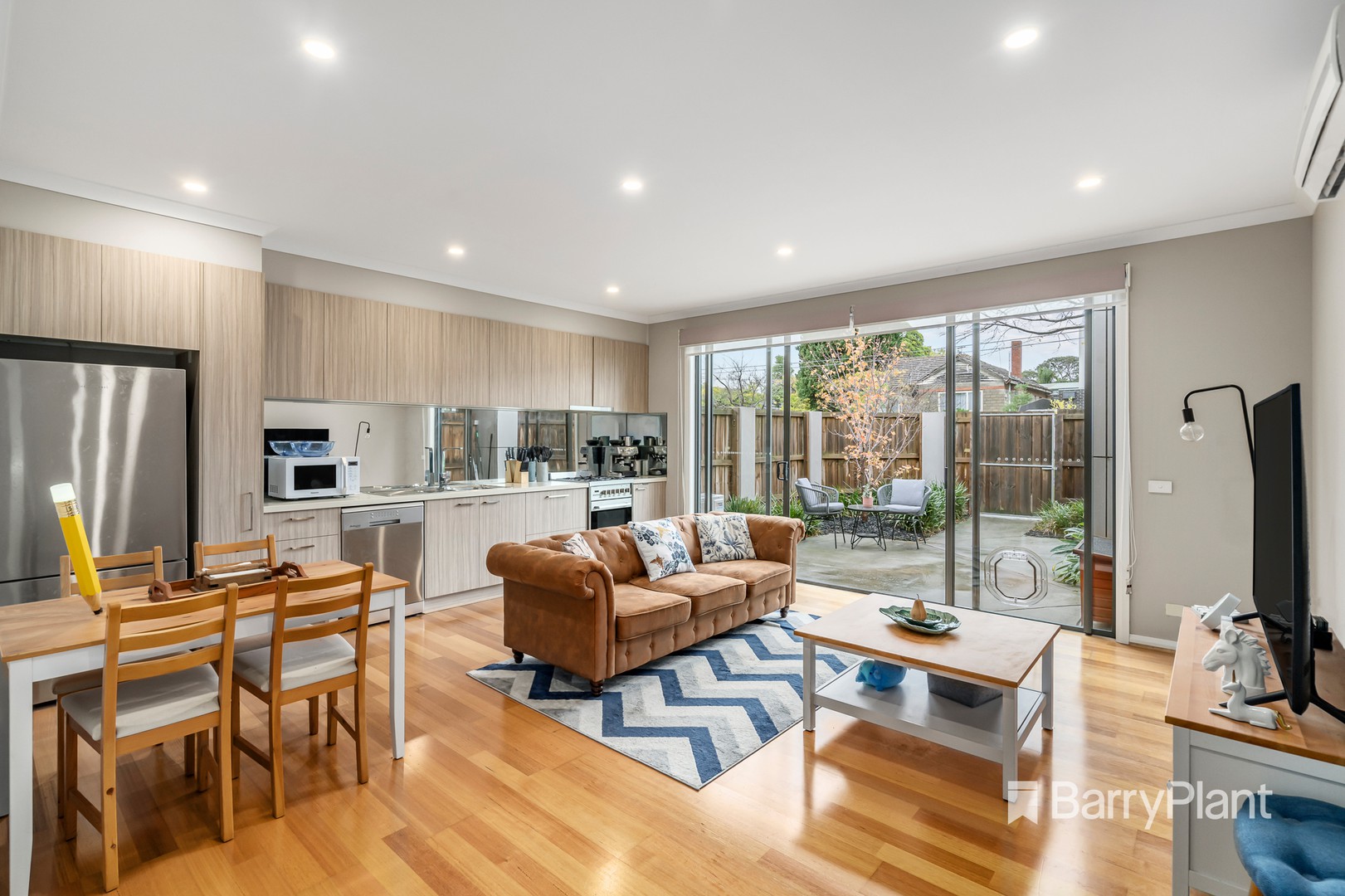 2/7 Phillip Street, Mentone, VIC 3194, Mentone - Thumbnail 5