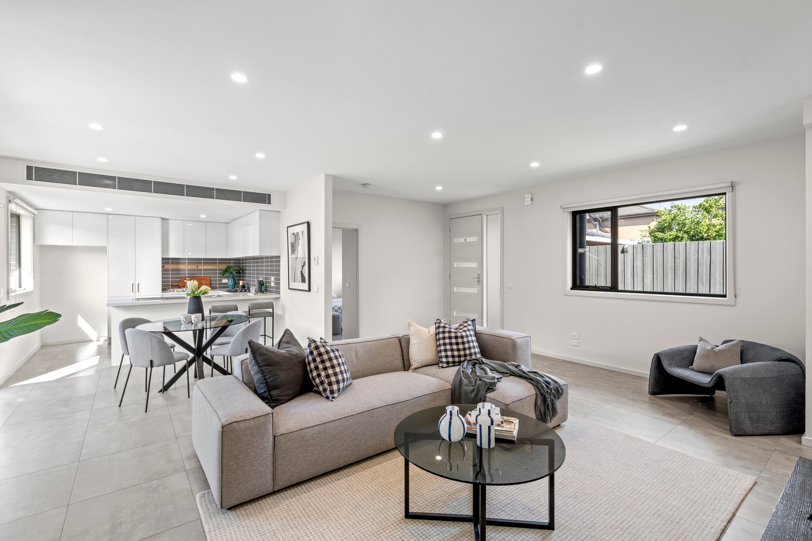 2/70 King Street, Airport West, VIC 3042 - Thumbnail 2 - 14/04/2026